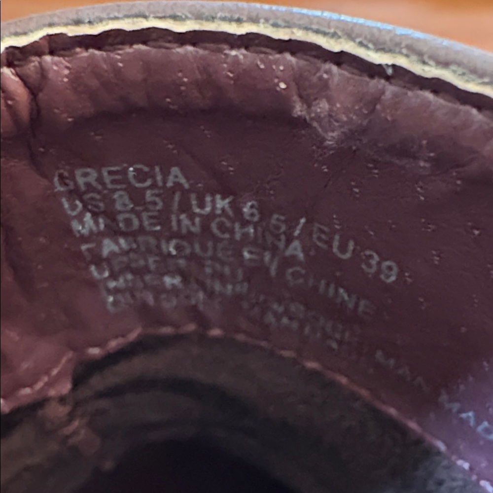 Women's Burgundy Ankle Boots Size 8.5 - Picture 5 of 7